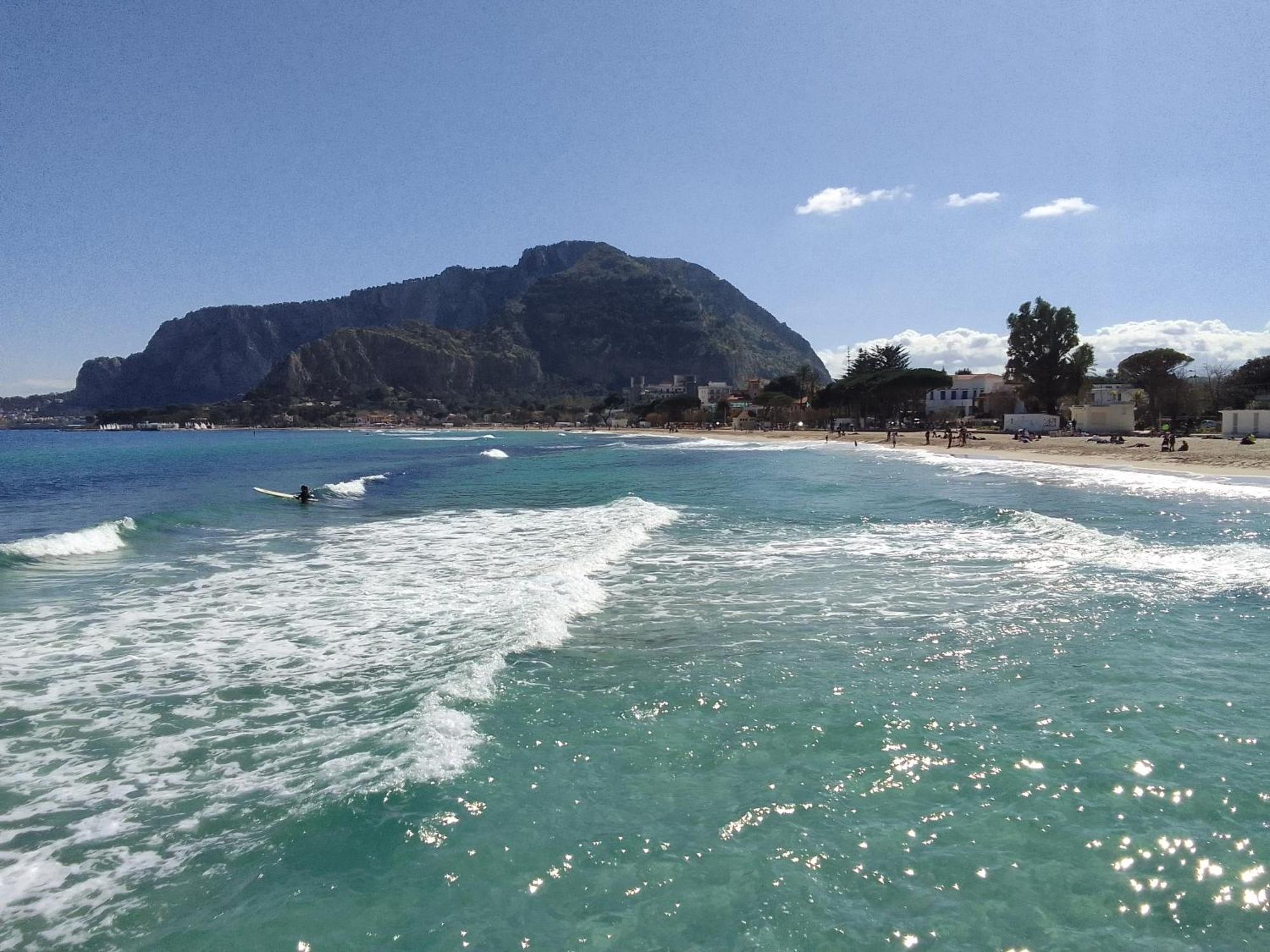 La Casetta Di Rosario Mondello Palermo Exterior photo